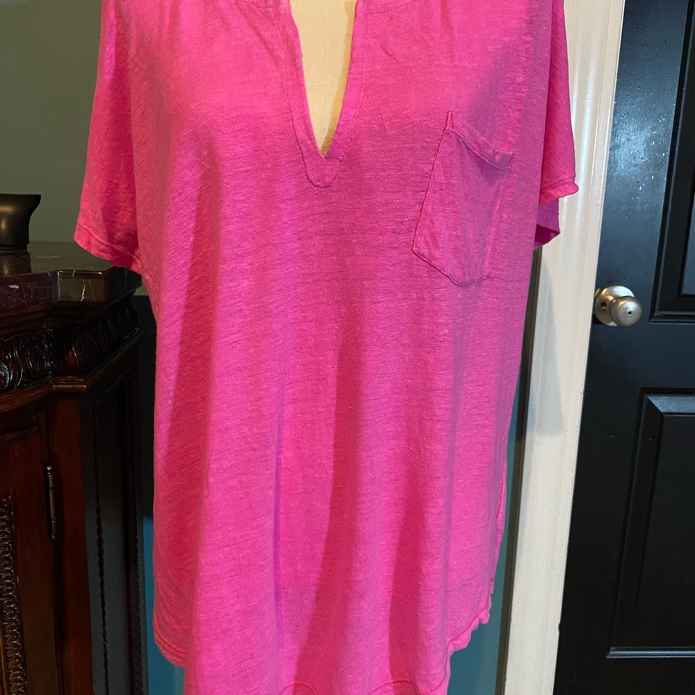 EUC Size XL Lilly Pulitzer pink tshirt COTTON BARELY WORN beautiful